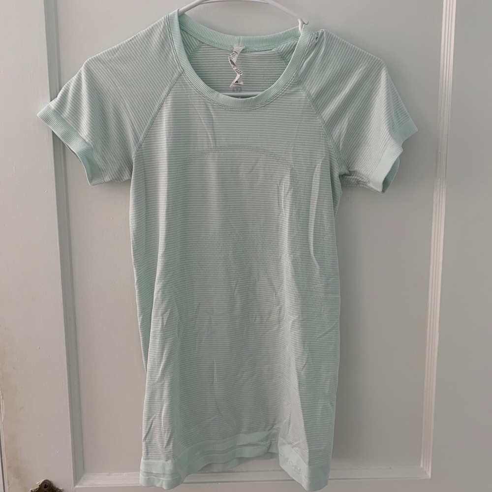 Lulu lemon Switfly Tech Top